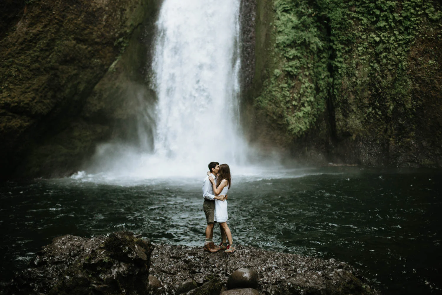Elopement Photography- Columbia Gorge, Oregon