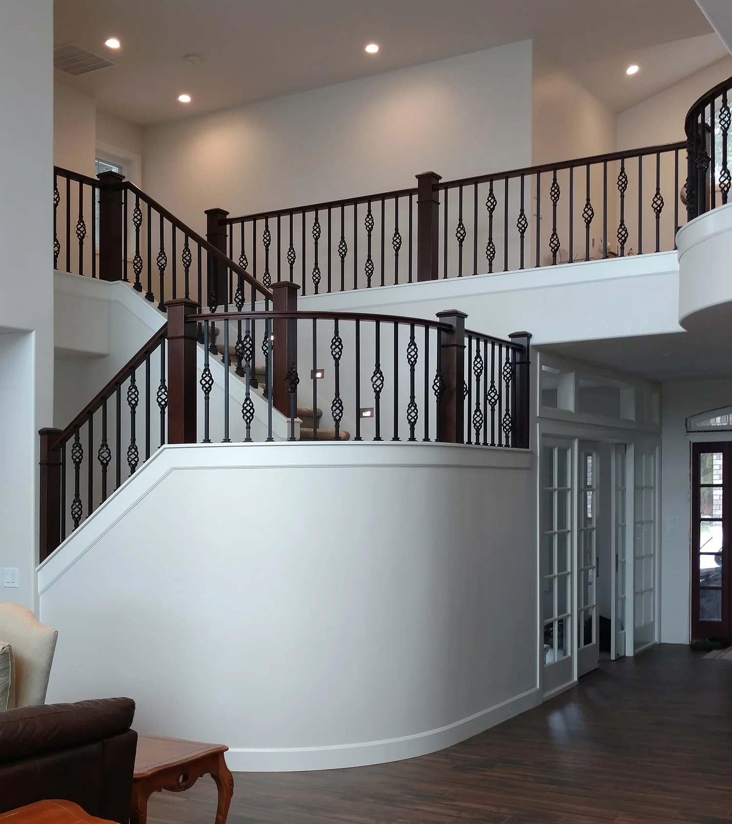 Traditional-Walnut-Stairs-6.jpg