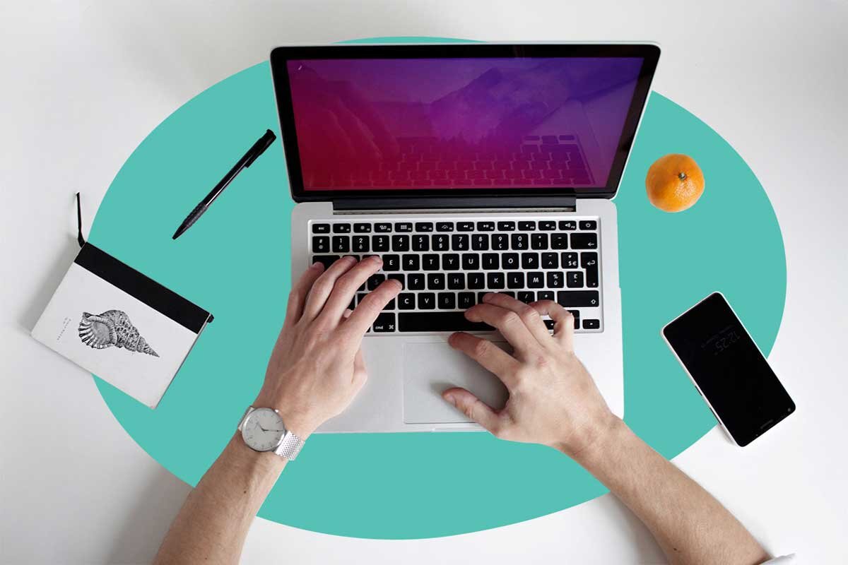 How to hire a pitch deck design consultant — Slidebean