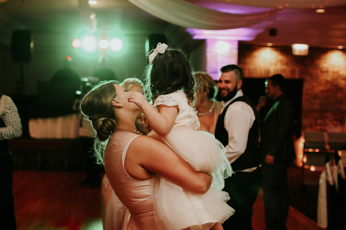 natalie-and-tim-wedding-day-dancing-42.jpg