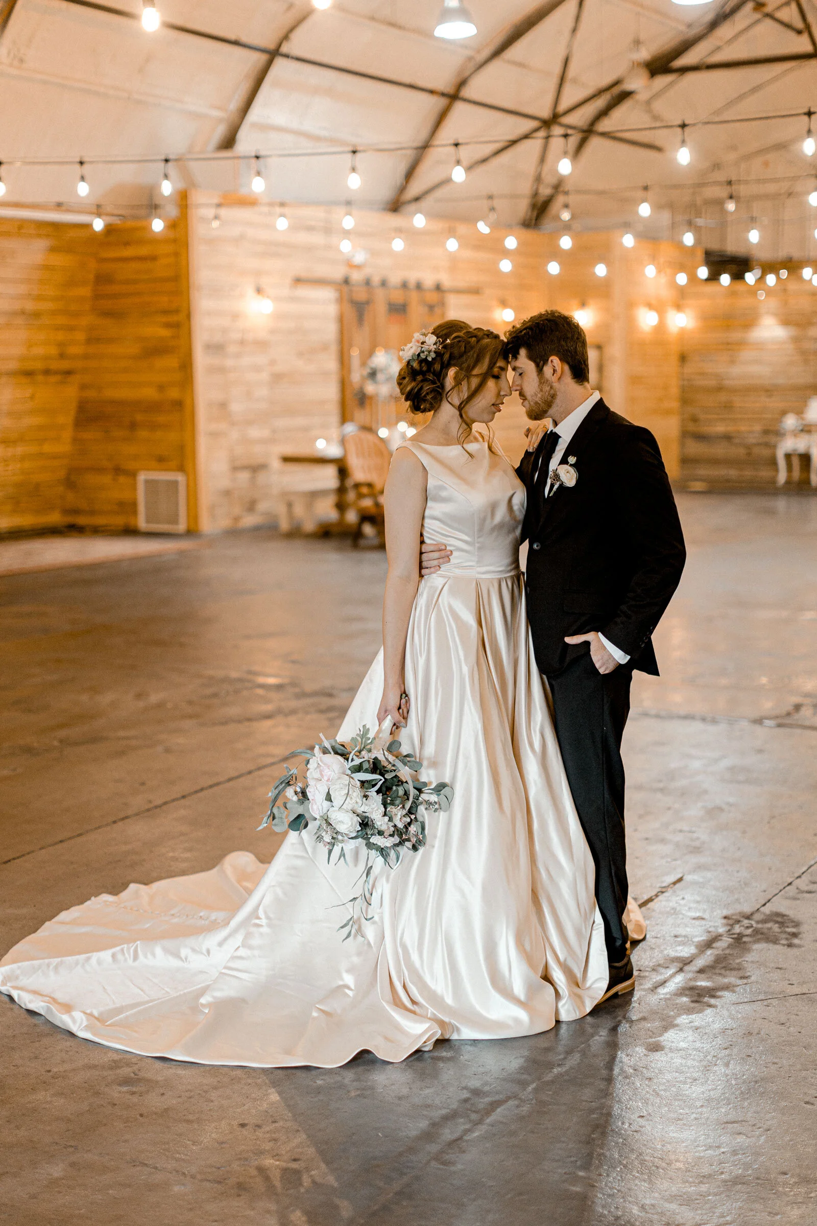 Styled Shoot: Romantic &amp; Timeless