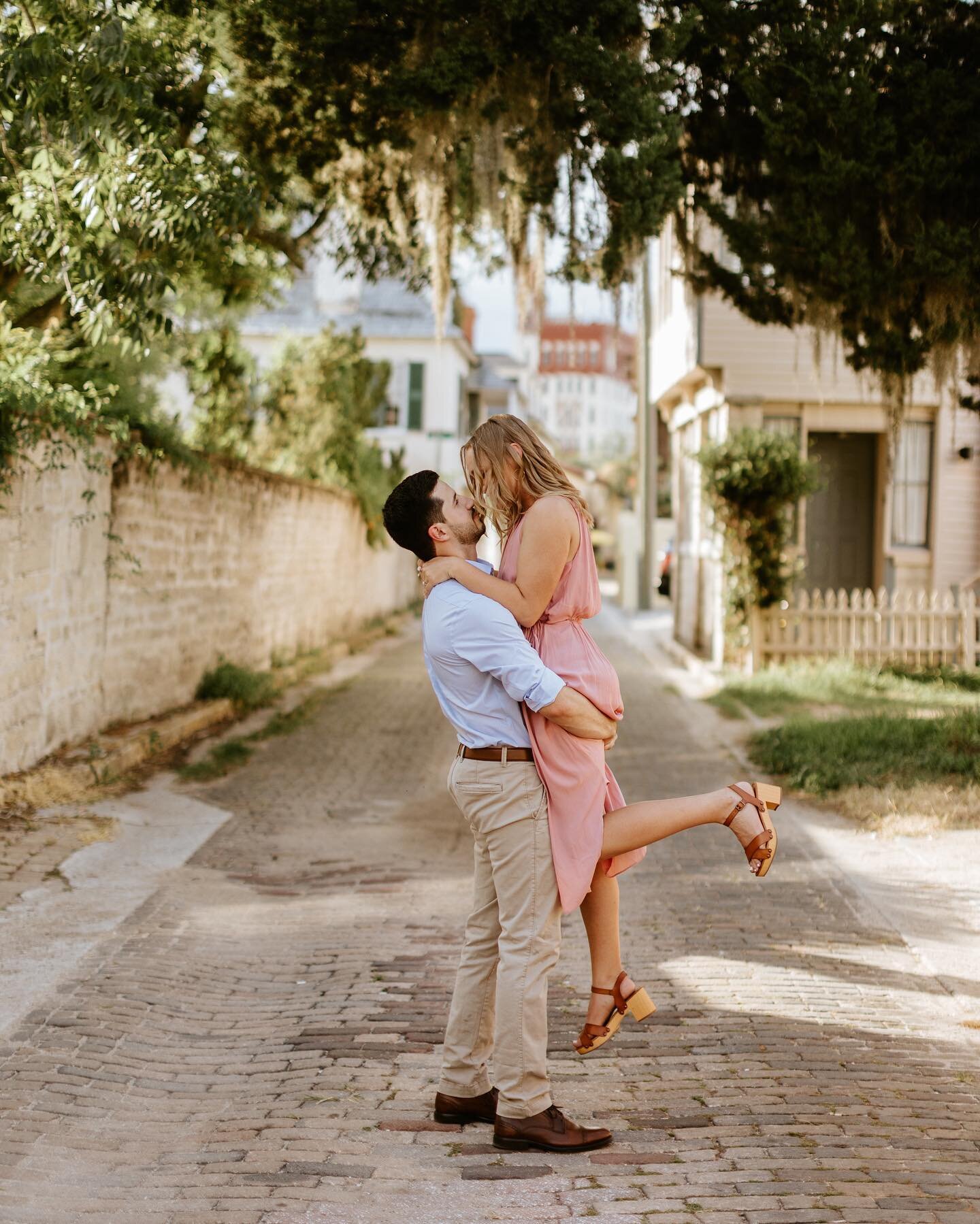 Summer loving, had me a blast ✨

Absolutely loved roaming the streets of St Augustine on a warm July evening with Gracie &amp; Jacob. Every time I shoot downtown, I find a new favorite alleyway with blooms and Spanish moss 🌿

#staugustine #staugusti