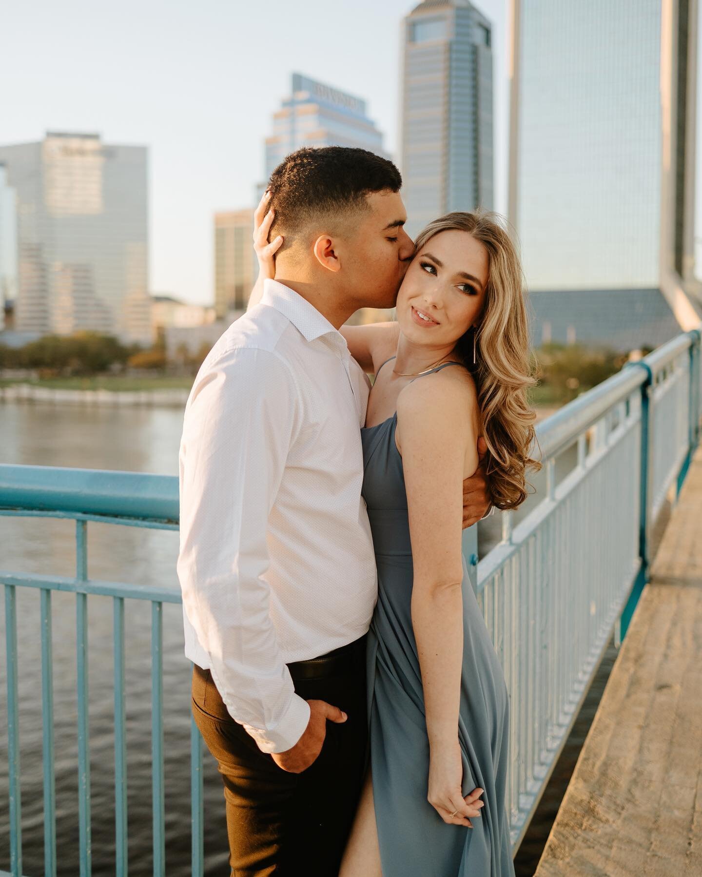 Golden vibes on the Jacksonville Bridge ✨

#forthewildlyinlove&nbsp;#helloelopement&nbsp;#heywildweddings&nbsp;#radlovestories&nbsp;#wildhairandhappyhearts 
#floridaweddingphotographer&nbsp;#floridaengagementphotographer&nbsp;#staugustineweddingphoto