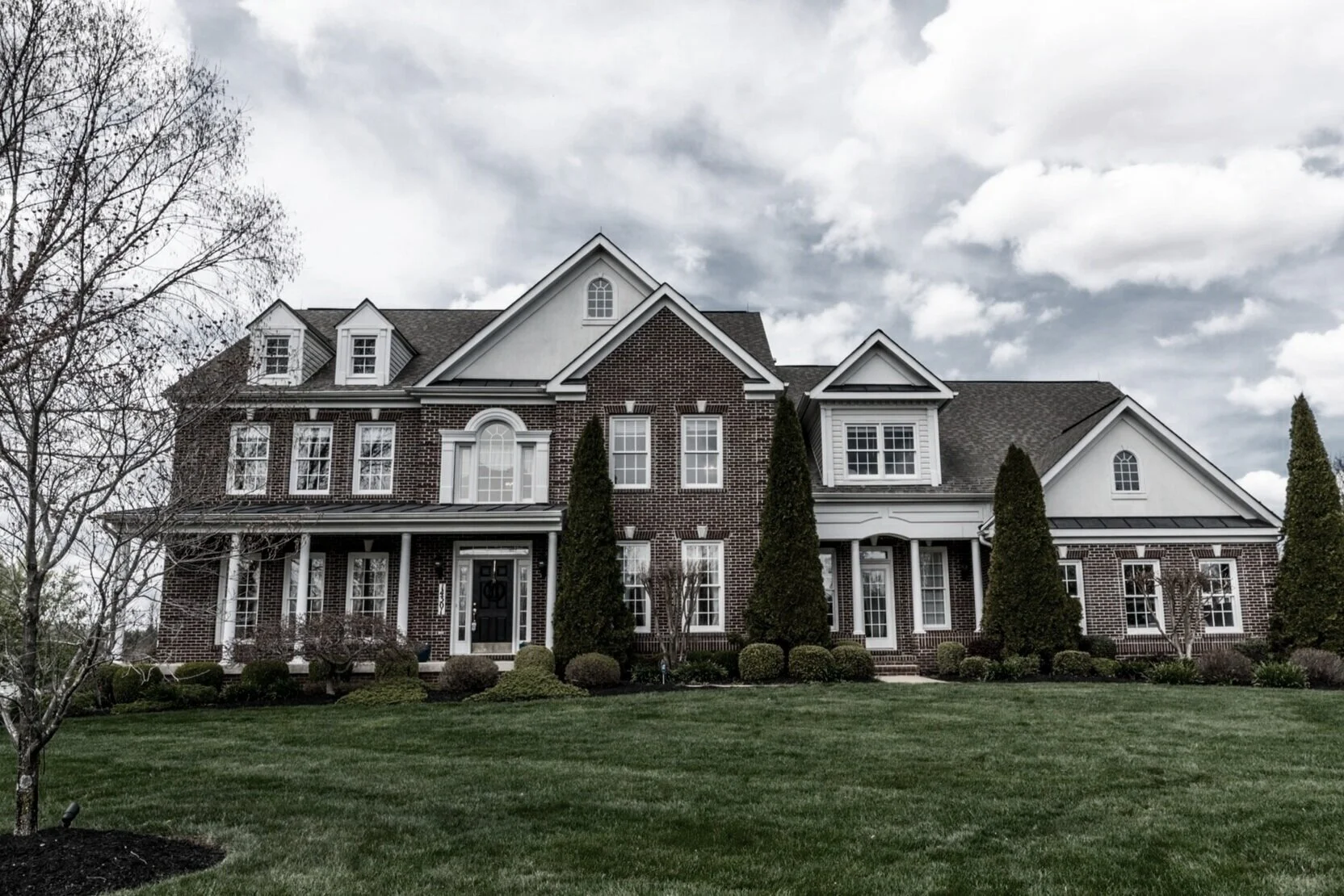 10 Tips for Selling a Luxury Home