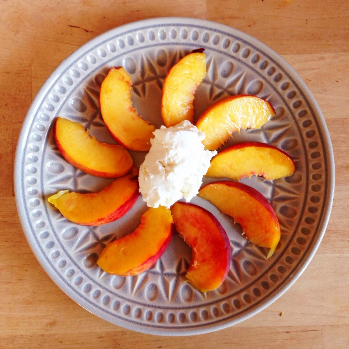 Served with peaches slices makes a heavenly combo