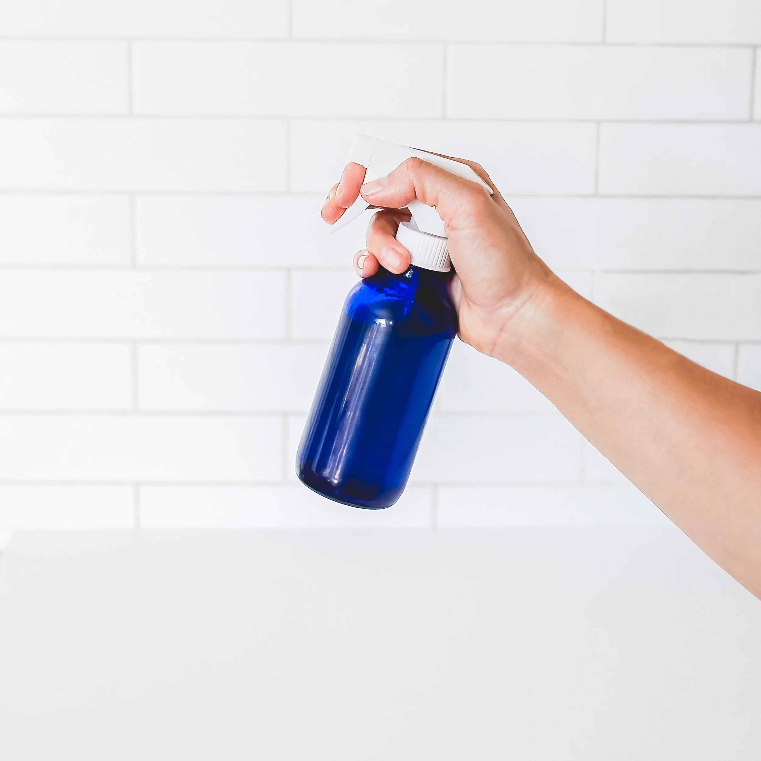 Shake before using to distribute essential oils