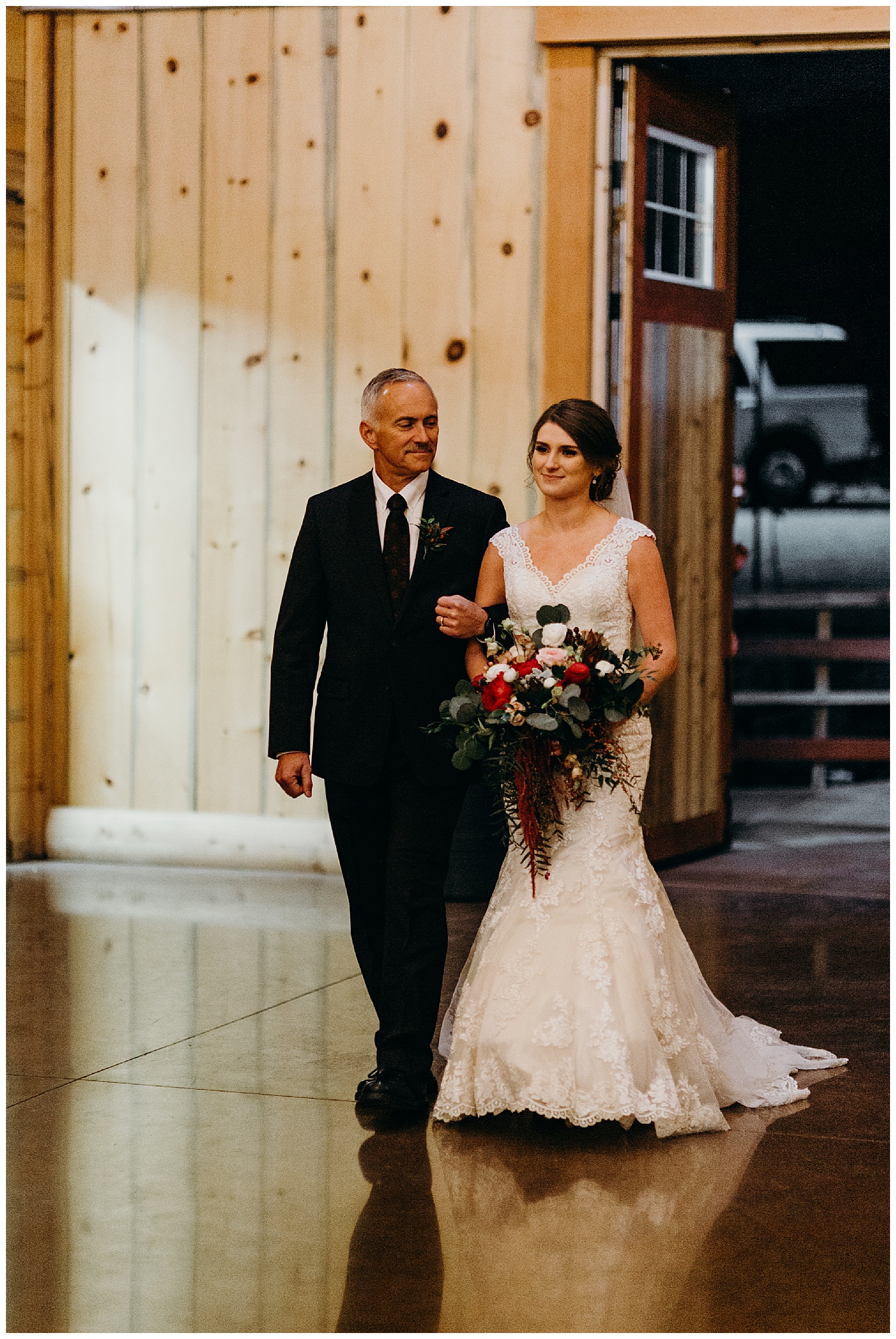 Rachael and Hayden-292_blogstomp.jpg