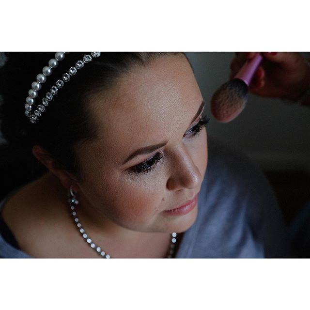 This is Lisa, beautiful both inside and out. Hands down one of my favourite bride this year. @photographyonhermitage @huntersquarter @huntervalley #bridalmakeup #weddingphotography #huntervalleyweddingphotographer #huntervalleynsw