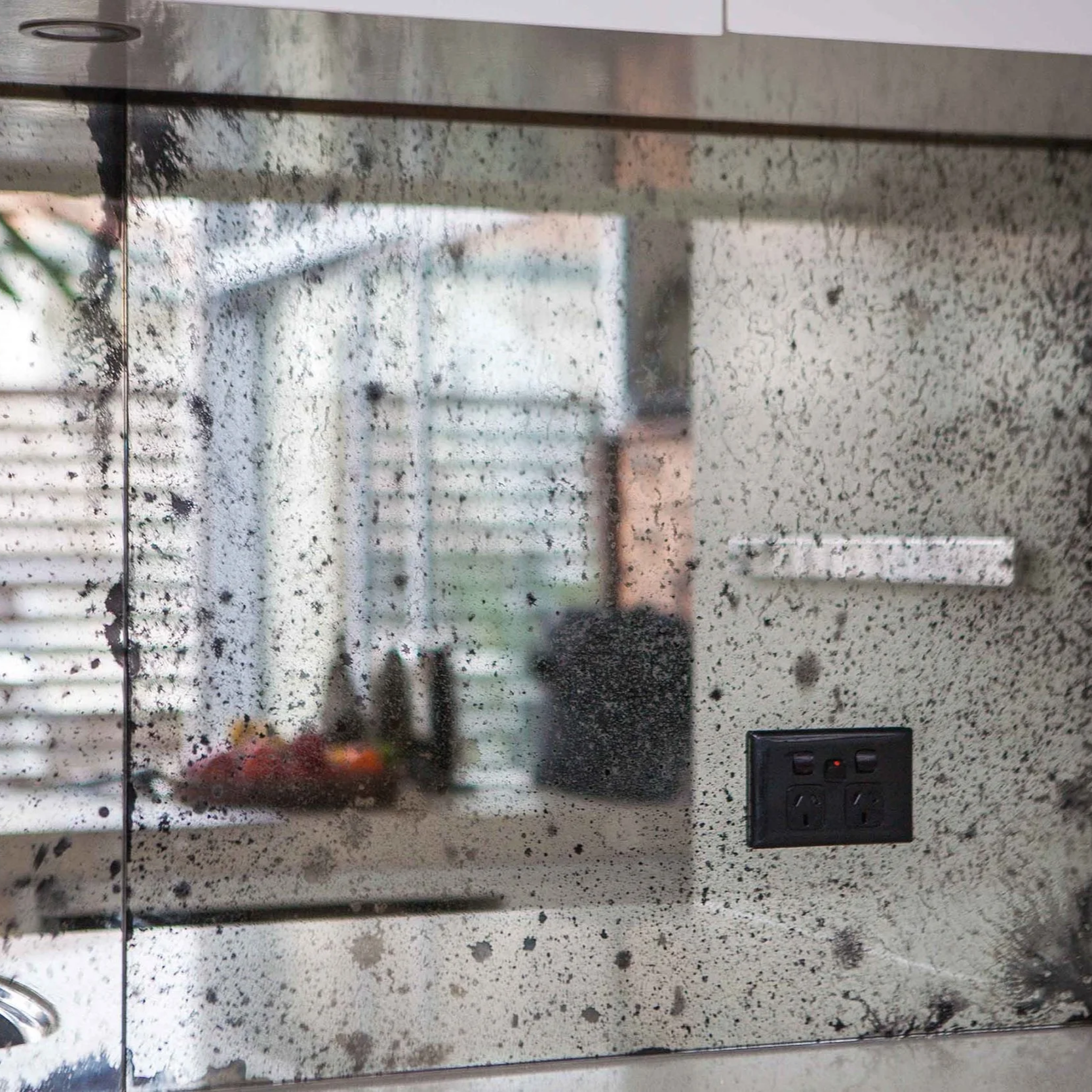 Brixton+Antique+Mirror+Glass+Splashback