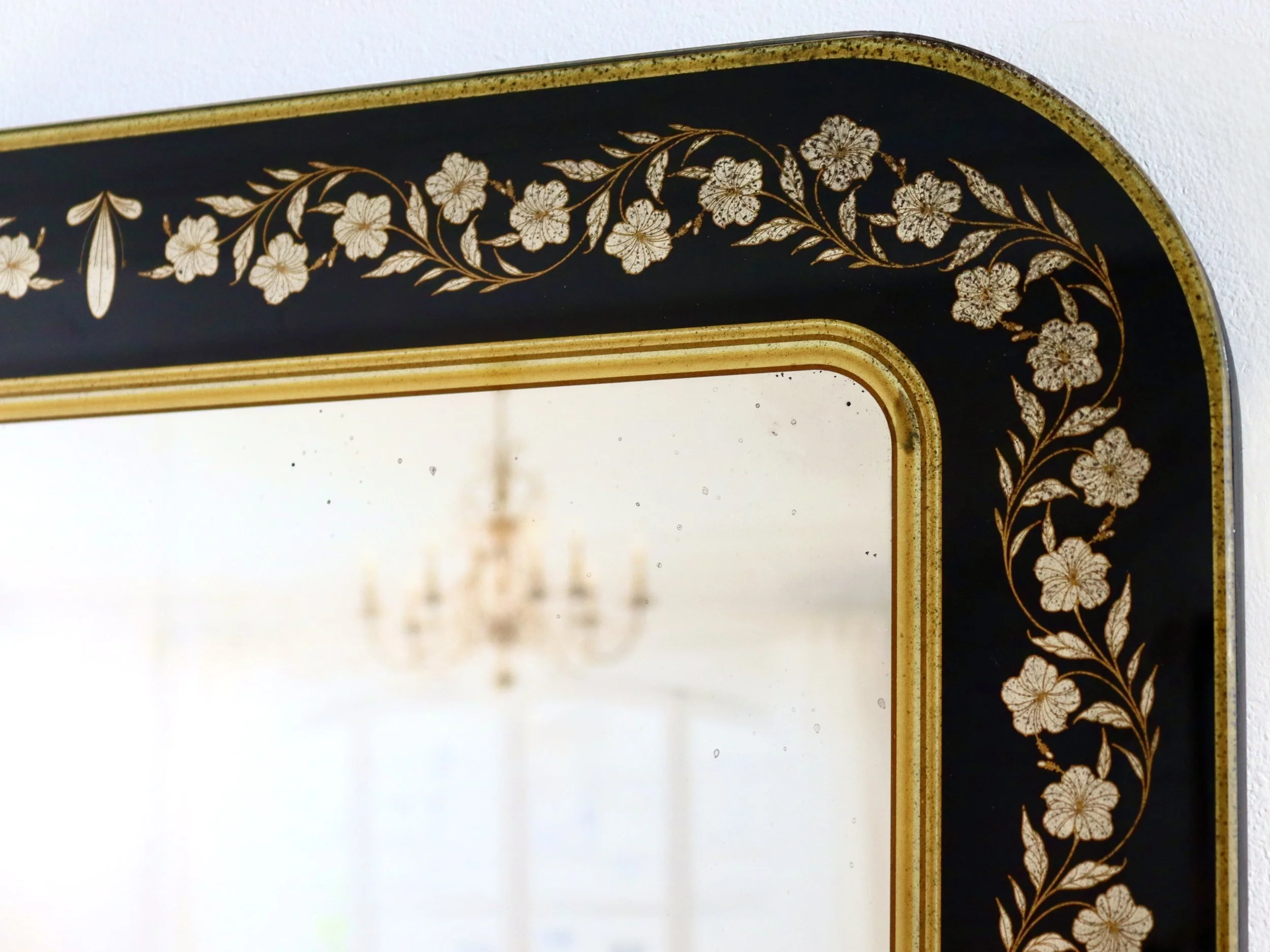 Louis Philippe in Floral Vérre Églomise (Black) - TRC.jpg