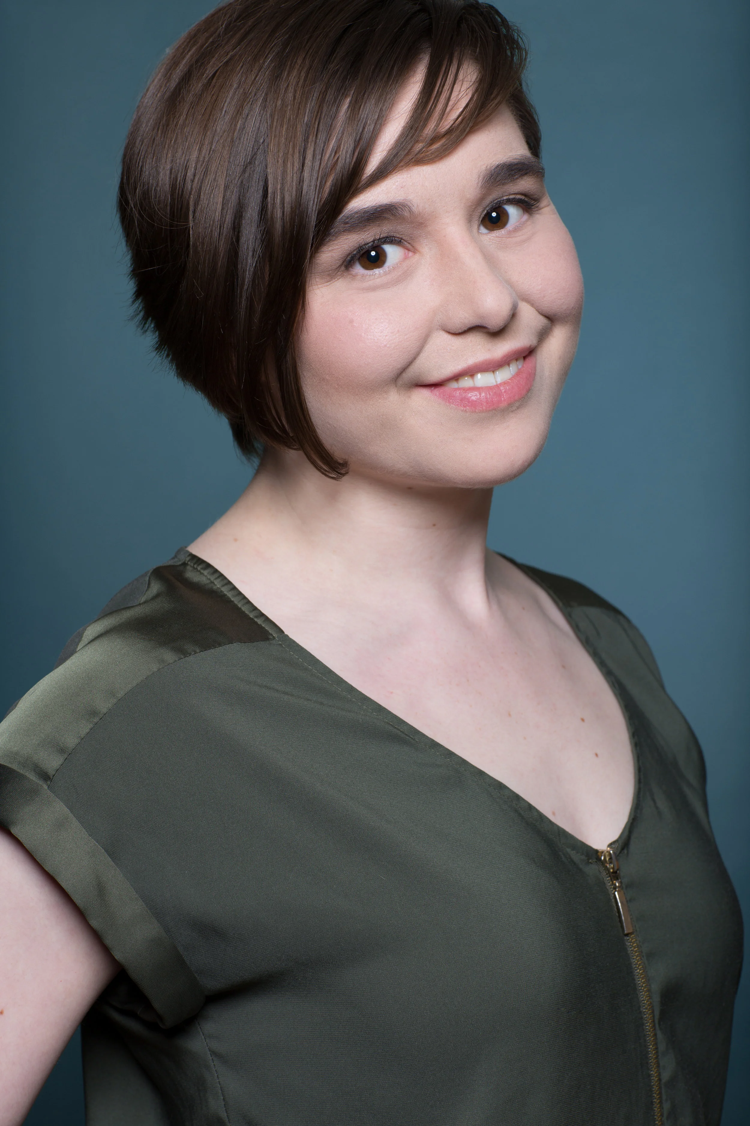 Claire_Headshot01.jpg