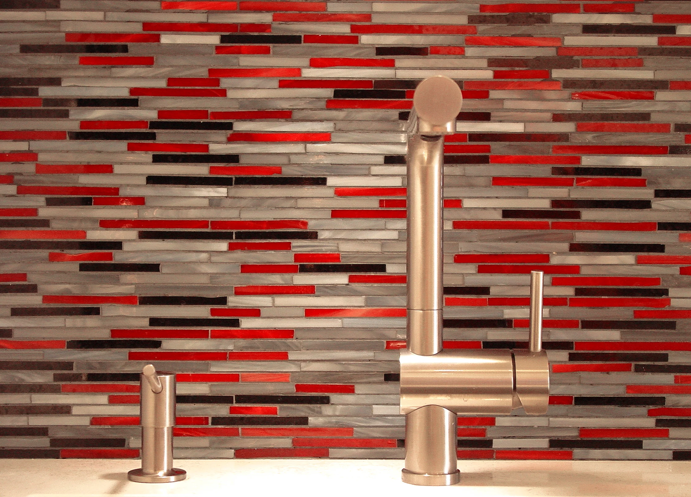 TILE & FACUET DETAIL