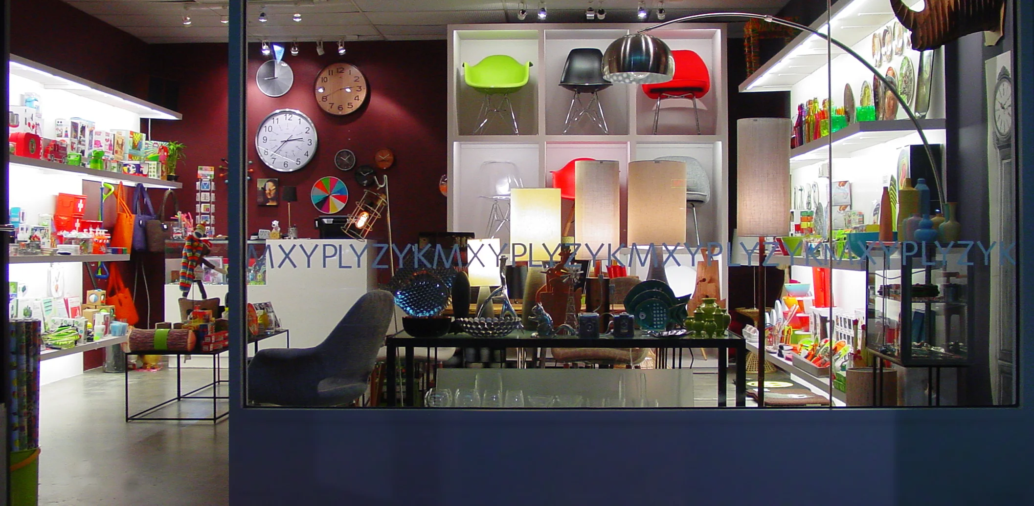 MXYPLYZYK, AWARD WINING RETAIL IN JERSEY CITY