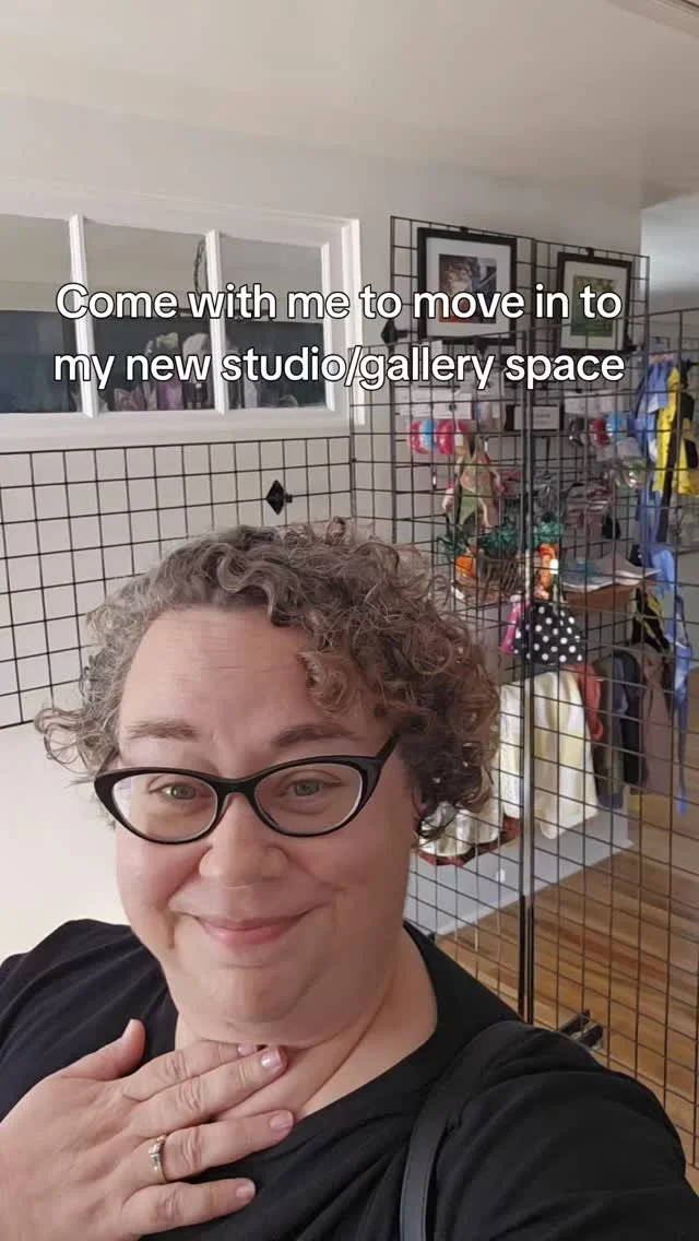 I'm moved in @canalquarterarts although I still have a few goodies to add. Come see us! #fxbgva #fiberartist #fictionandfiberarts