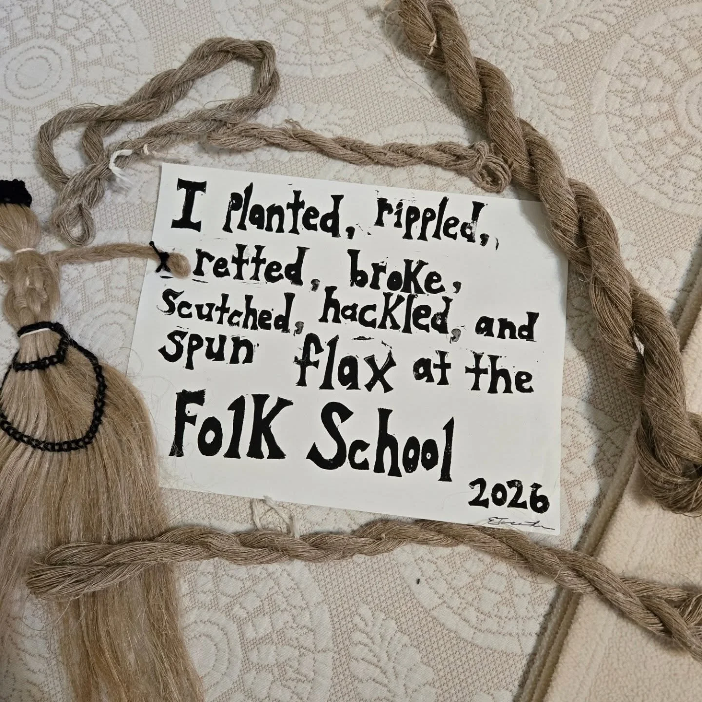 Wrapping up at #johnccampbellfolkschool. Thanks to all the staff and students here. Special thanks to the iconic Peter Cook for all his flax and history knowledge and @muddyslug for her help and sharing spirit including this lovely print to commemora