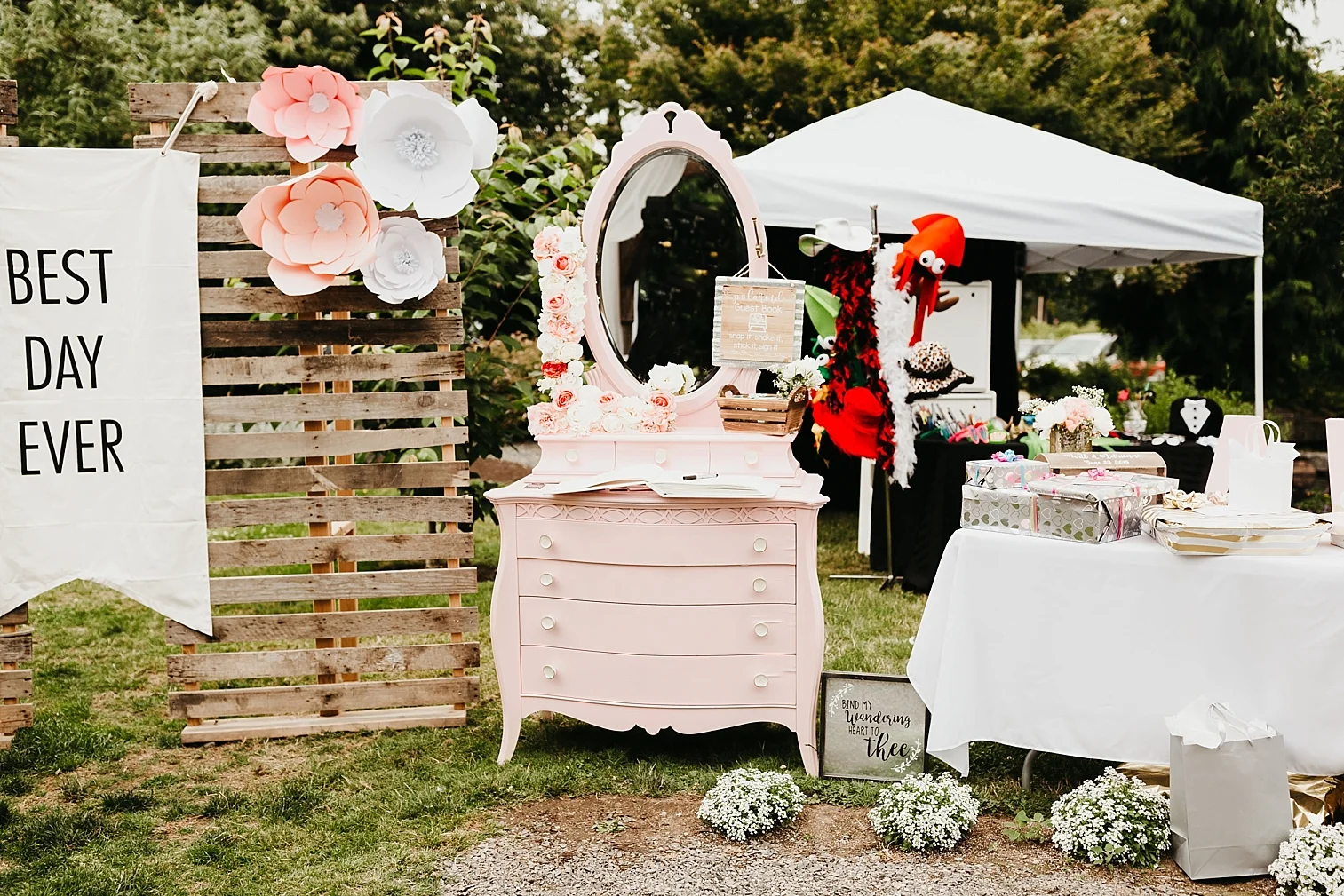 FieldsAtWillieGreensWedding-34.jpg