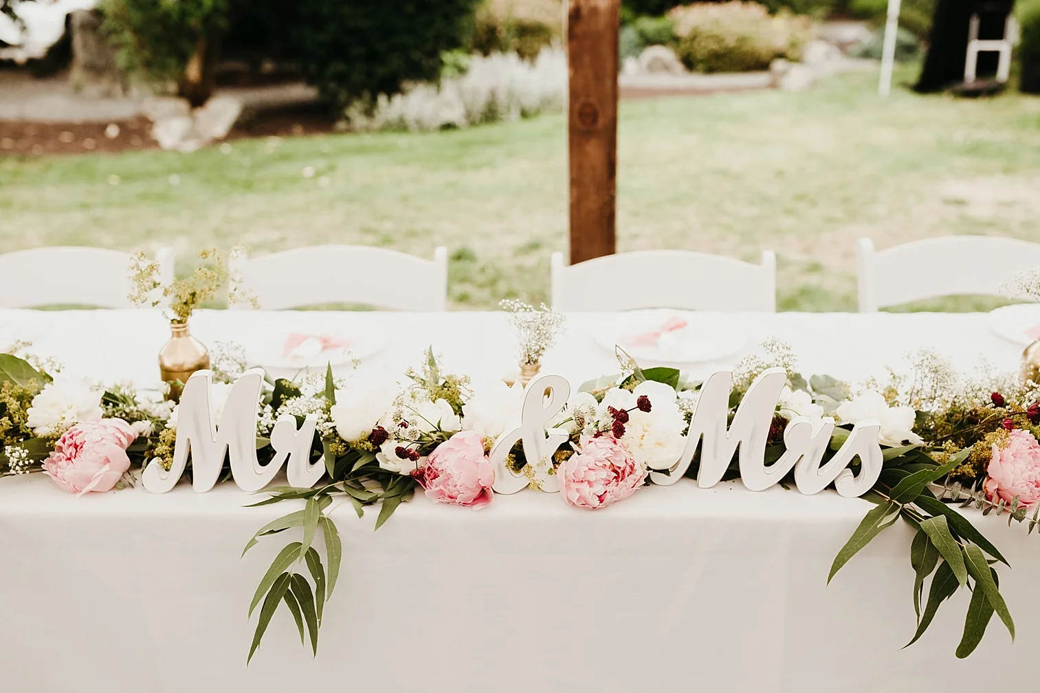 FieldsAtWillieGreensWedding-44.jpg