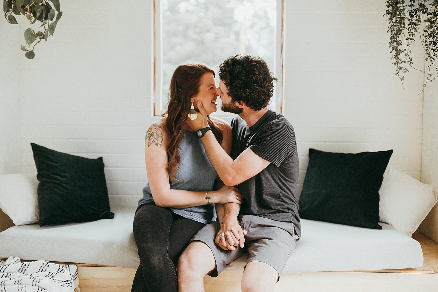 Tiny-Home-Engagement-Session_0005.jpg