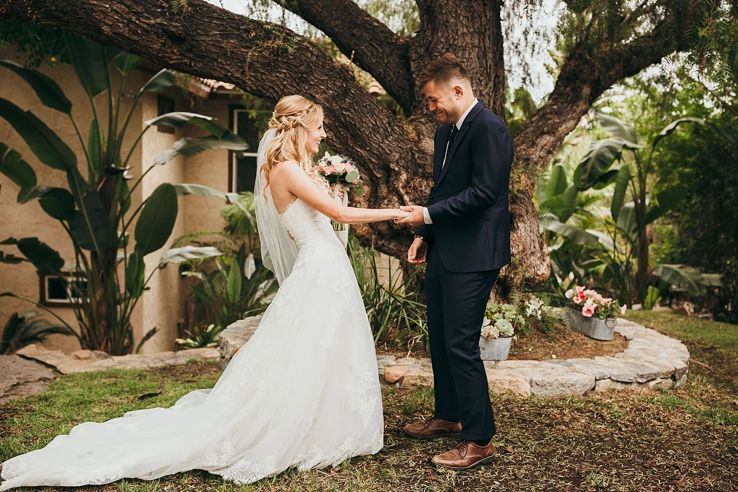 San-Diego-Backyard-Wedding_0014.jpg