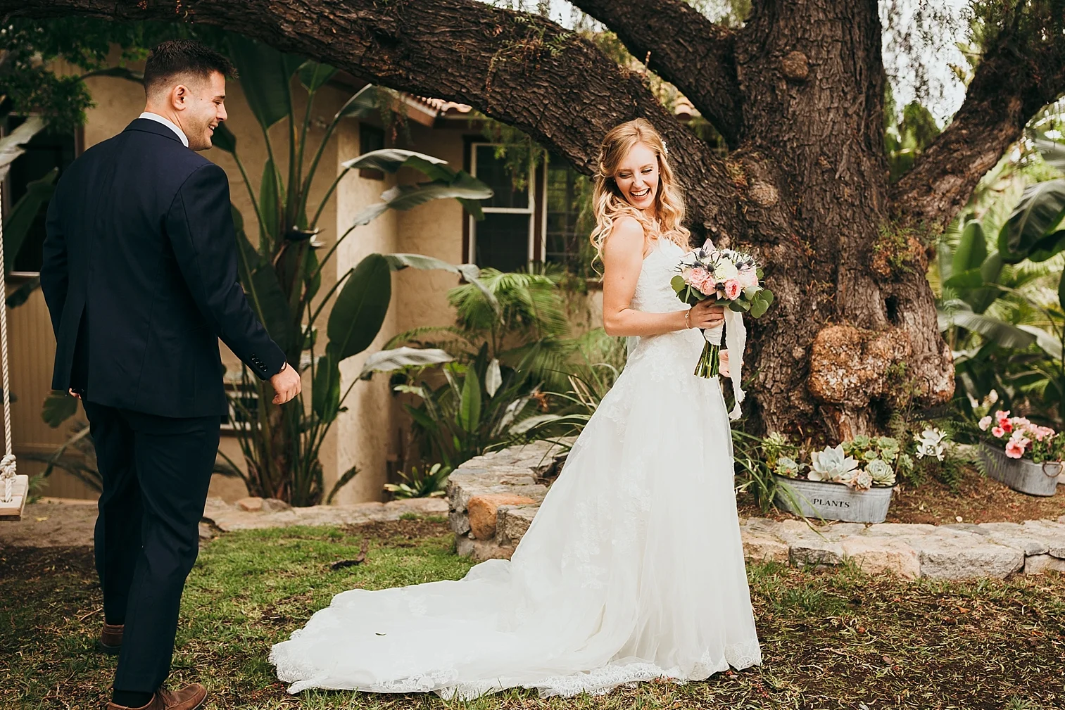 San-Diego-Backyard-Wedding_0017.jpg