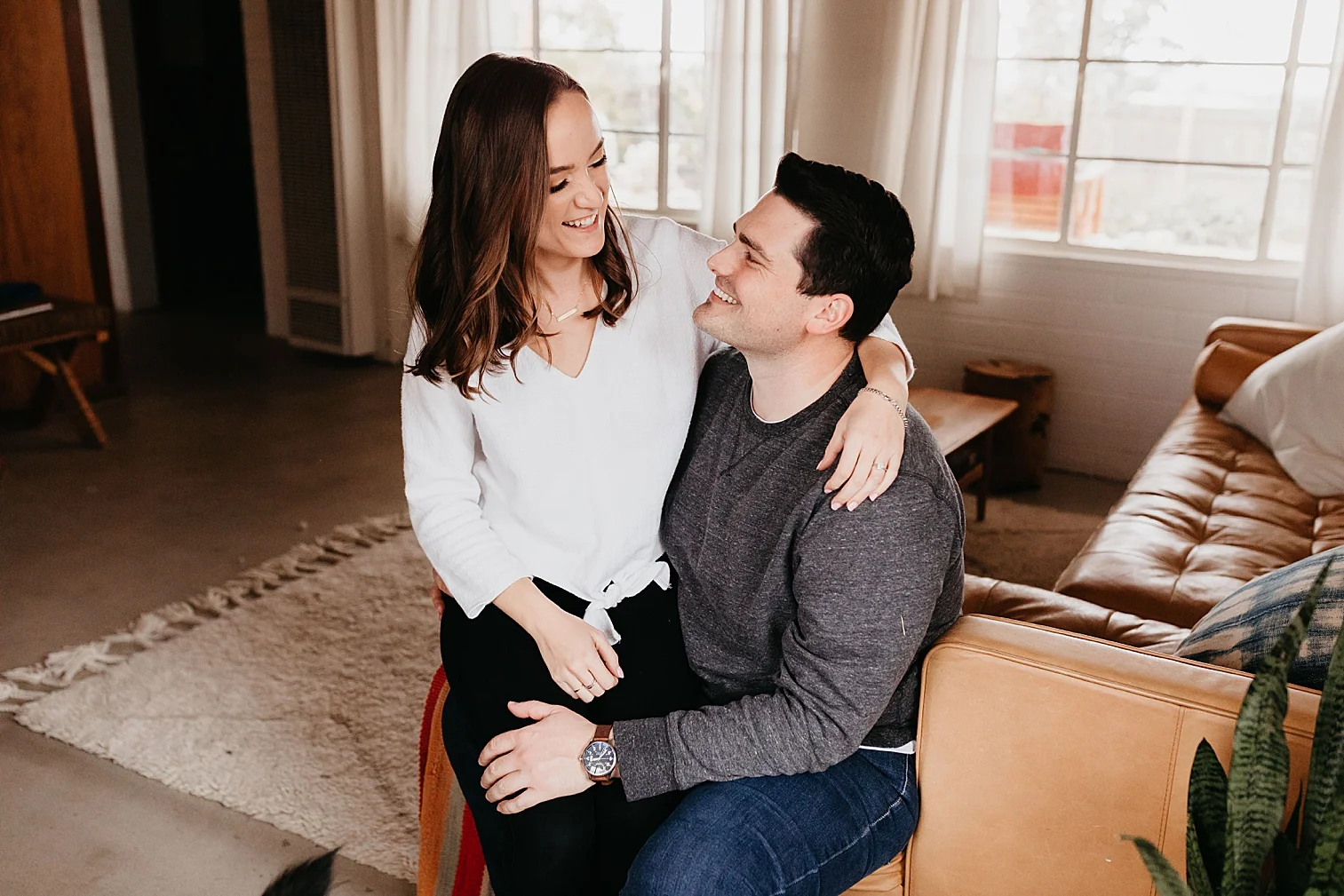 Joshua-Tree-Airbnb-Engagement-Session-10.jpg