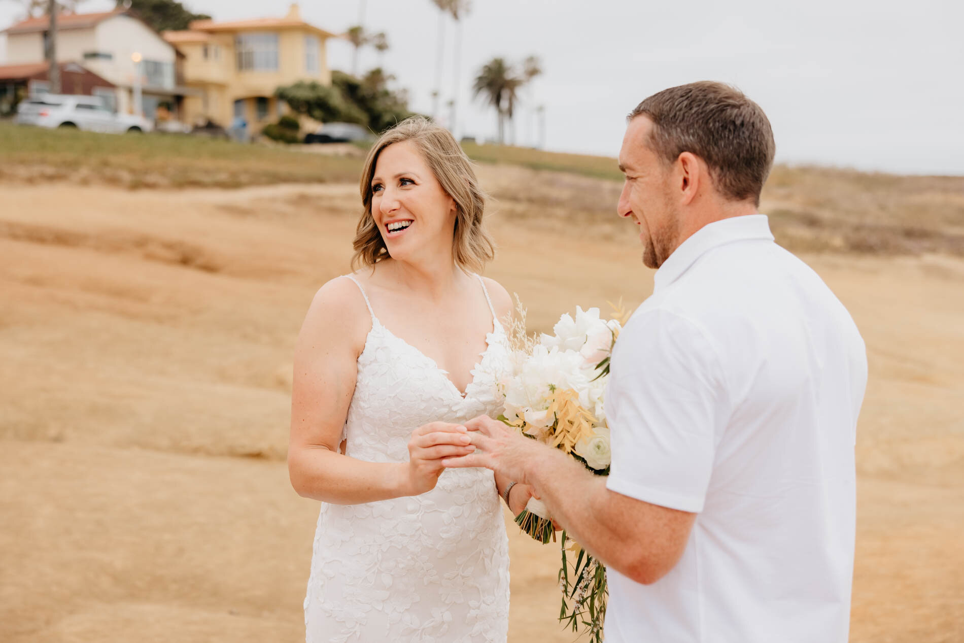 sunset-cliffs-elopement-18.jpg