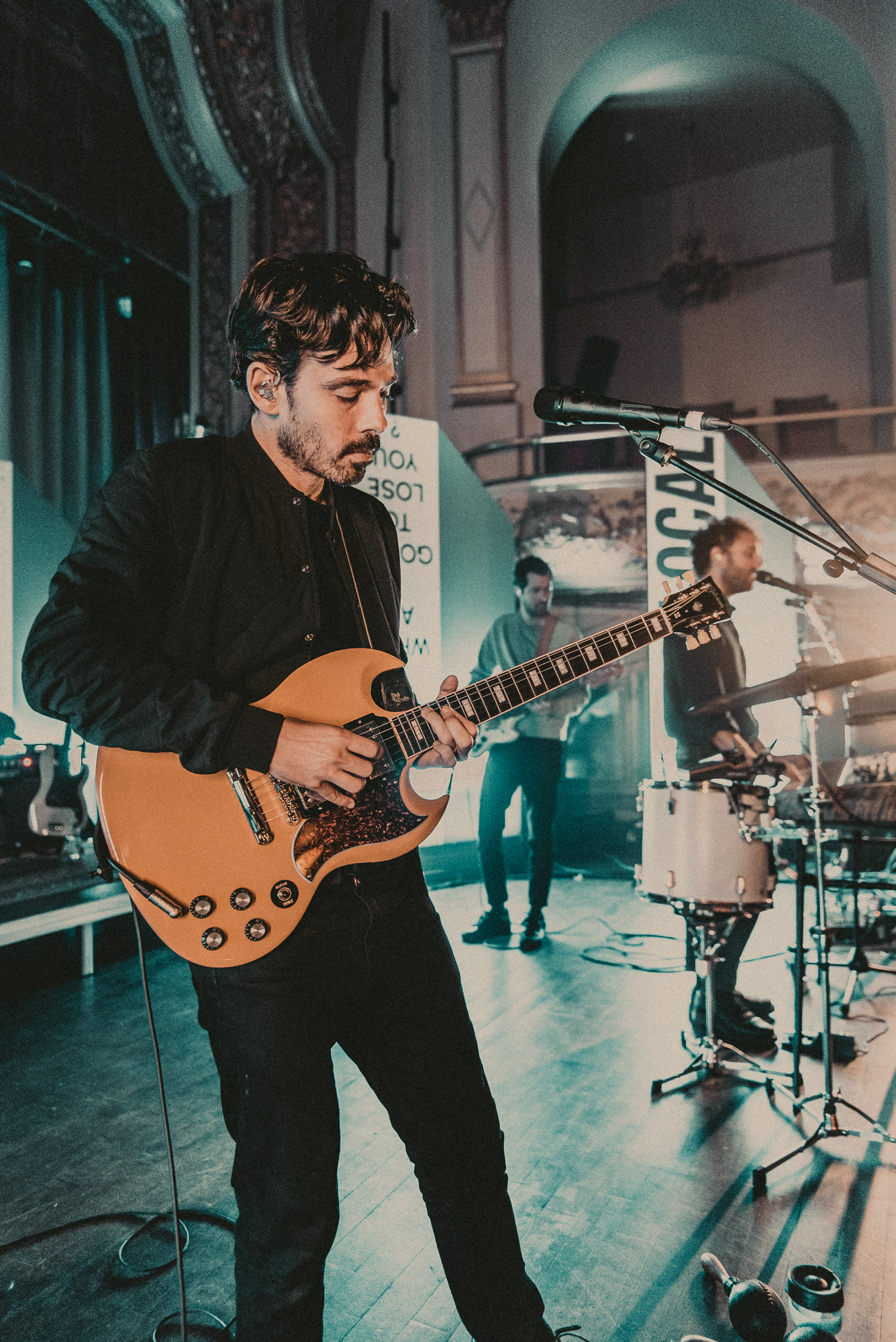 JFP-LocalNativesMontrealMay28th2019-16.jpg