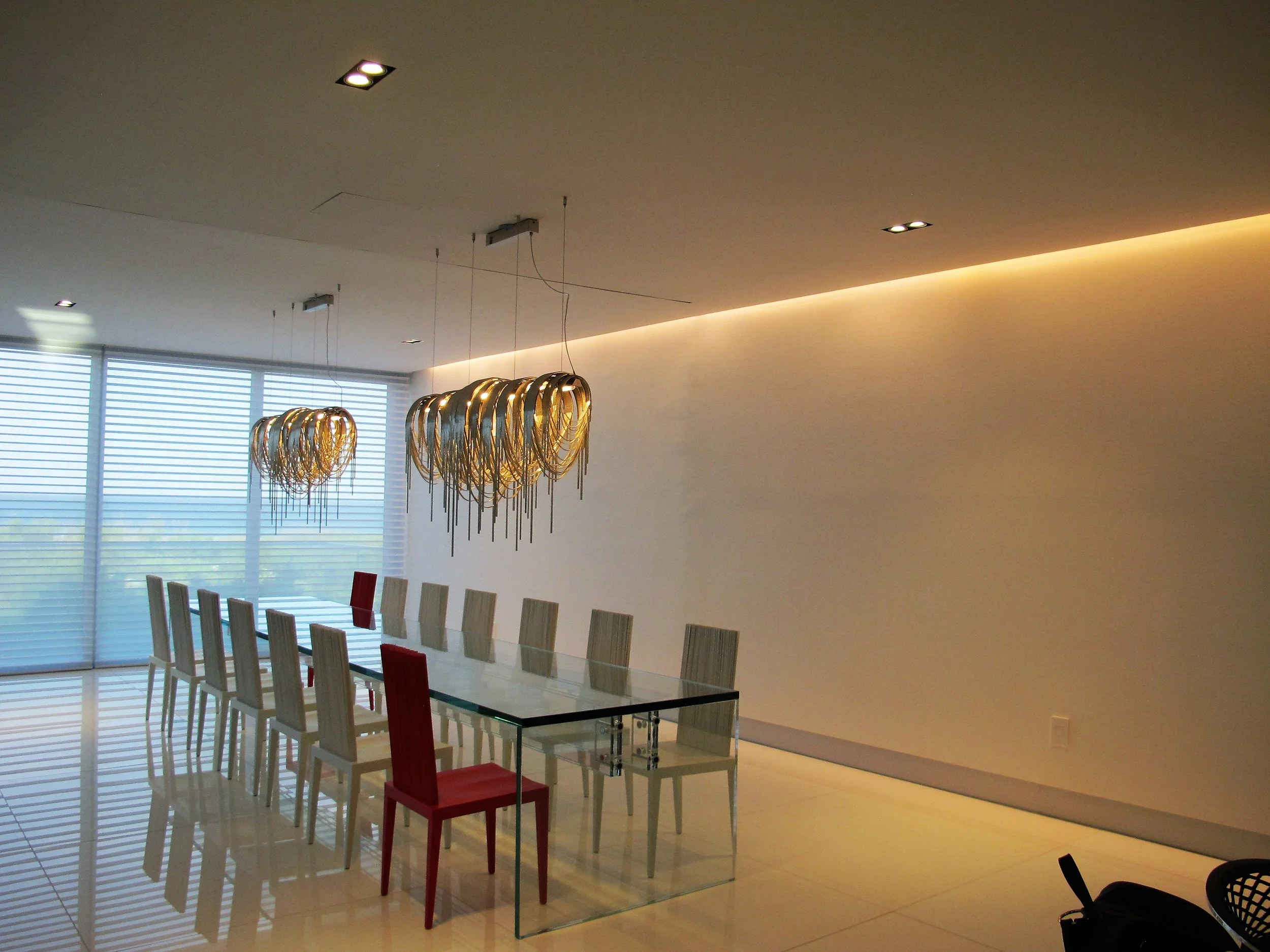 WALL GRAZER LIGHTING RESIDENTIAL