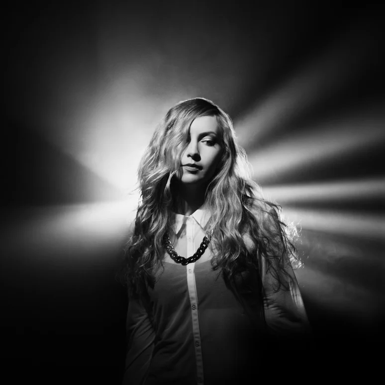 Video: Behind the Scenes - 'Catch Me If I Fall'