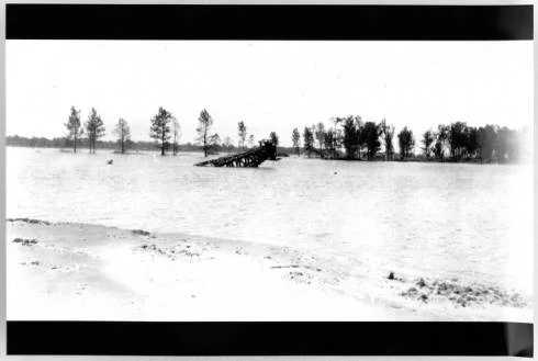 Photograph courtesy of the Library of Congress and Missouri State Archives