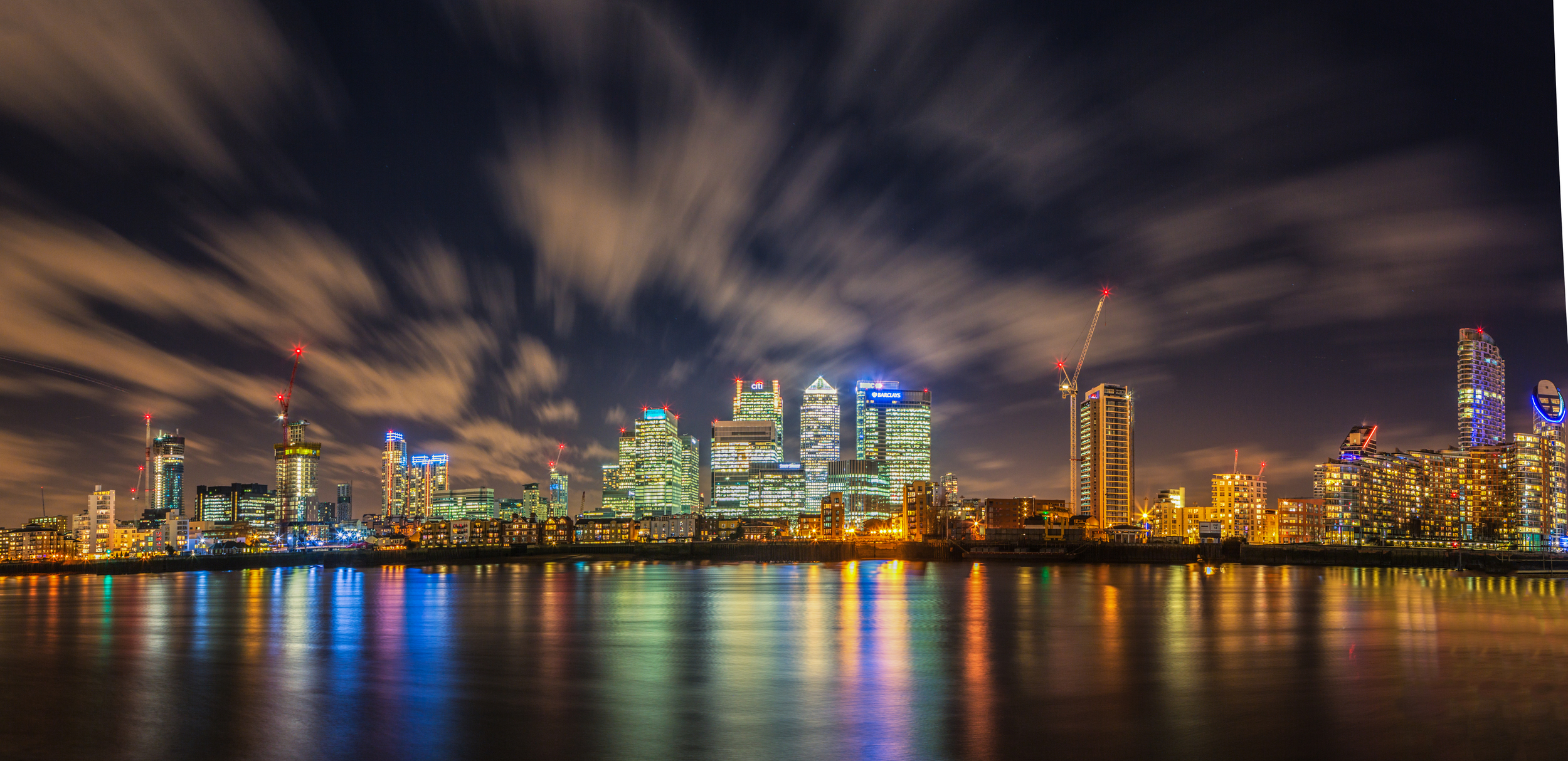 Canary Wharf Panorama - Stuart Bennett.jpg