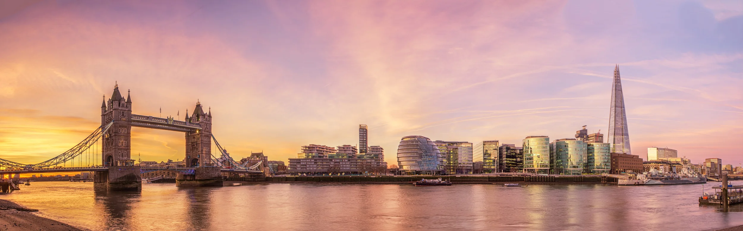 Tower Bridge Sunrise - Stuart Bennett.jpg