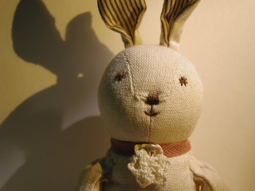 rabbit From: Niigata Favorite: Onsen (hot springs), Elvis Presley Fact: "Rabbit complains a lot during the rehearsals...for perfection..." (reported by sock monkey) Performed in: sheep #1, Galaxy Green, Not Outside and Dark Matter