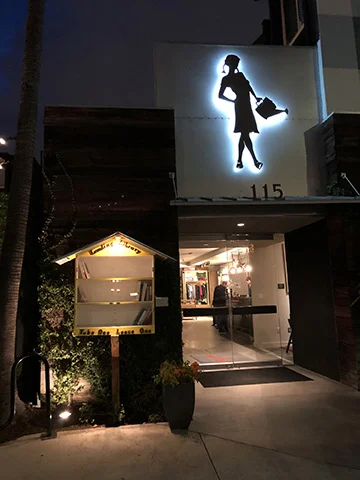 Farmer's Daughter Hotel Logo