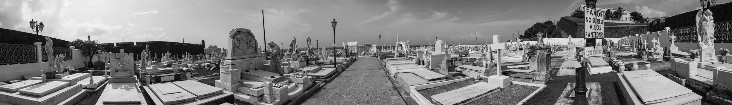 Cementerio Santa María Magdalena de Pazzis (Old San Juan, Puerto Rico)