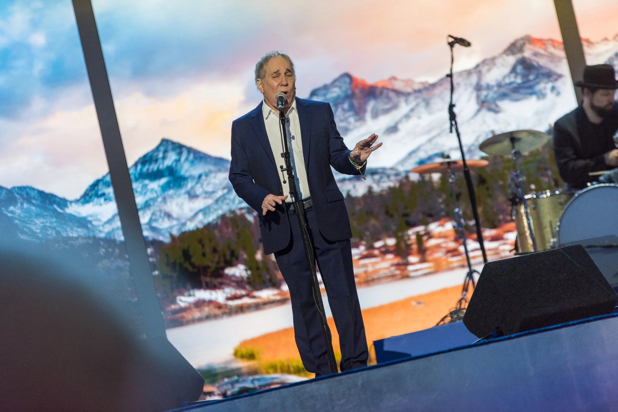 DNC - Night 1_024_16534.jpg