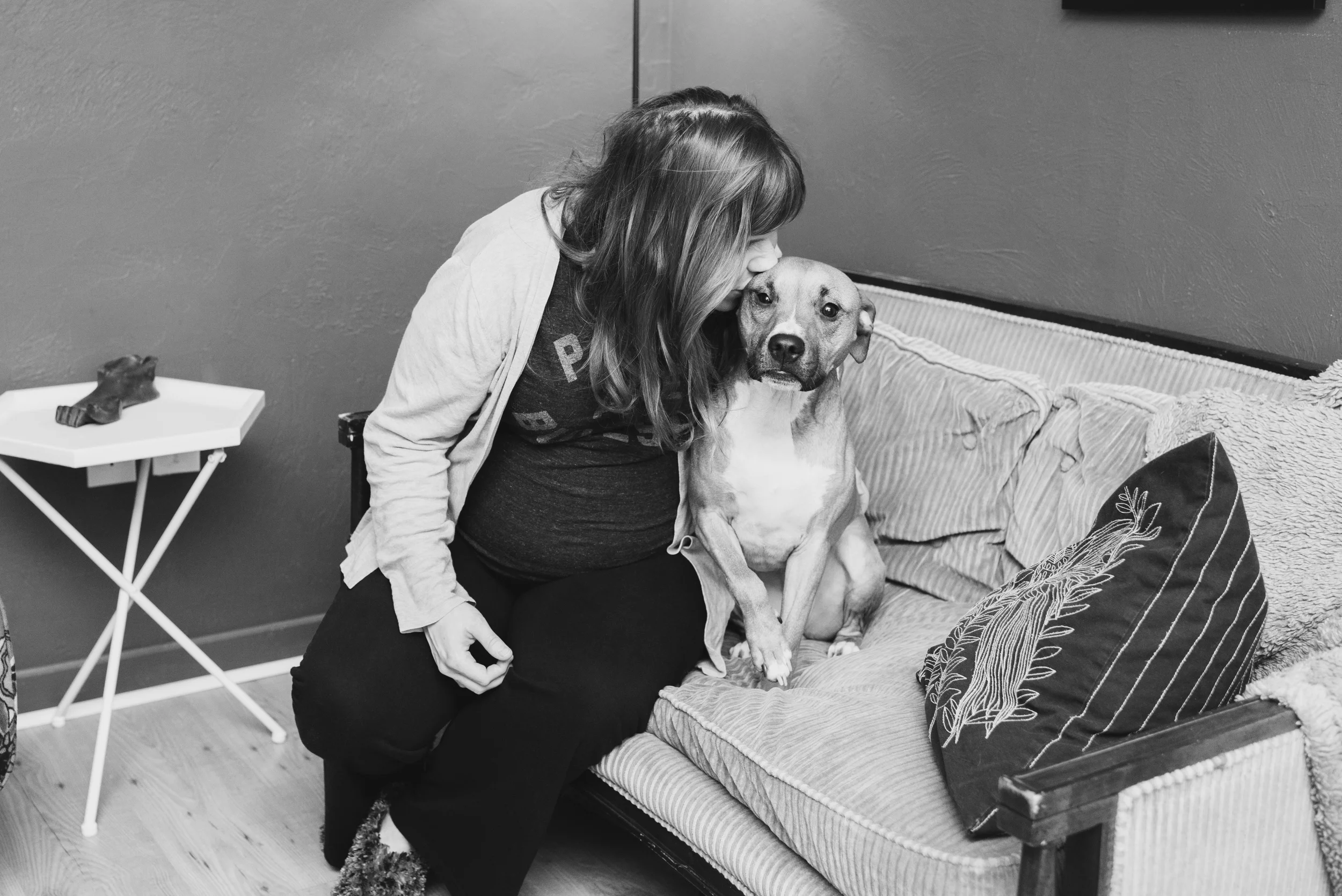 in-home-pet-photography-pittsburgh-struggles-francis-004.jpg