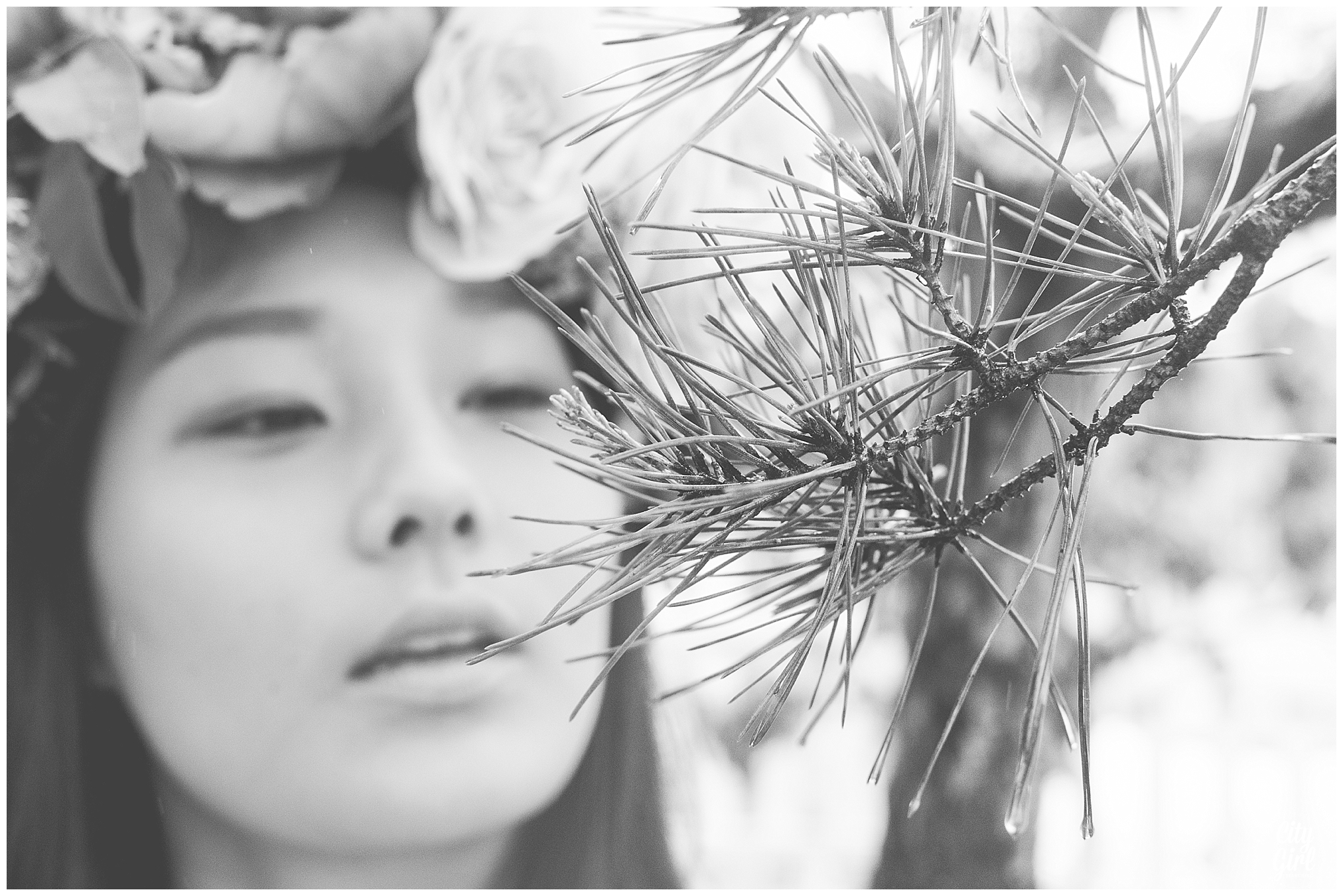 CityGirlSearchingKoreanFlowerCrownStyledShoot_0006.jpg