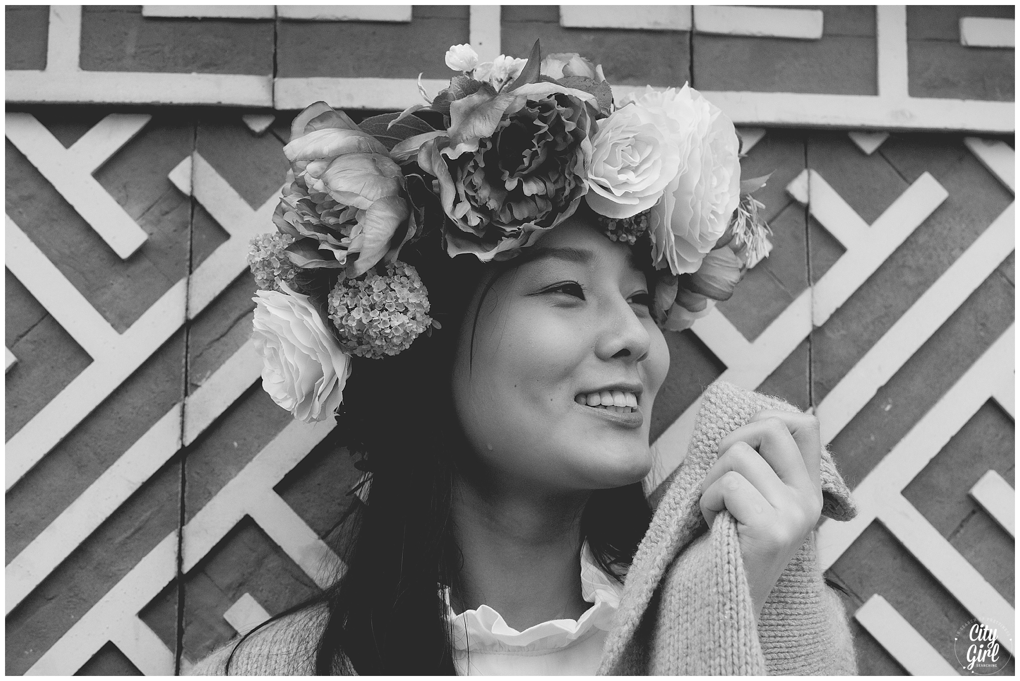 CityGirlSearchingKoreanFlowerCrownStyledShoot_0014.jpg