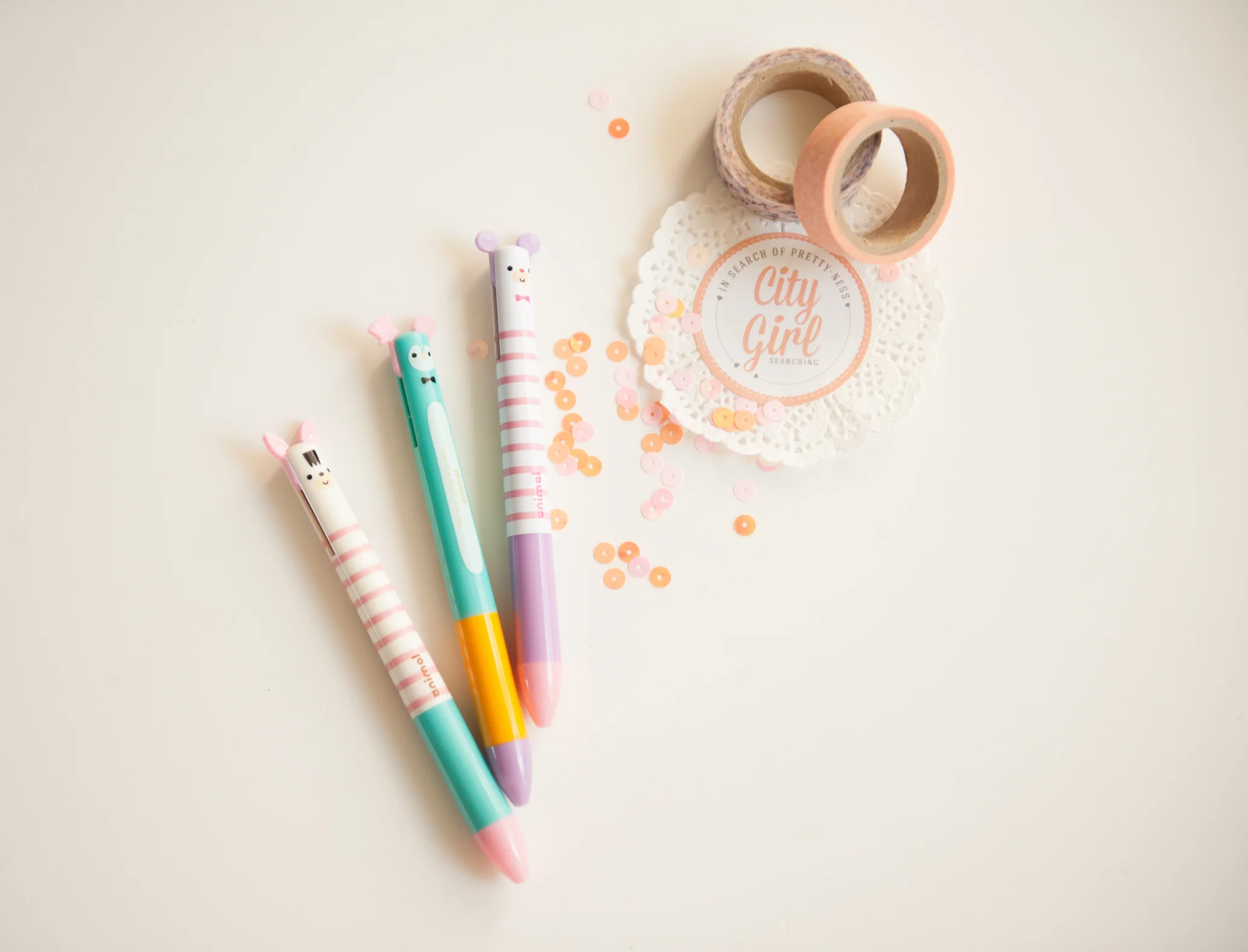 CityGirlSearchingStationeryStore (6 of 33).jpg