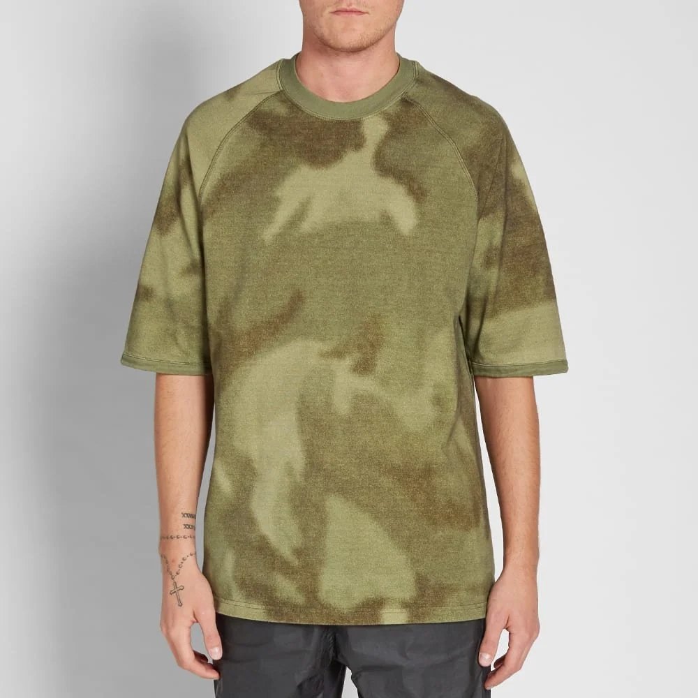 03-11-2016_yeezy_season3raglanknittee_camo_kw3m101-101b-cmo_hh_m1.jpeg