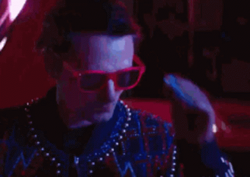 muse-matt-bellamy.gif