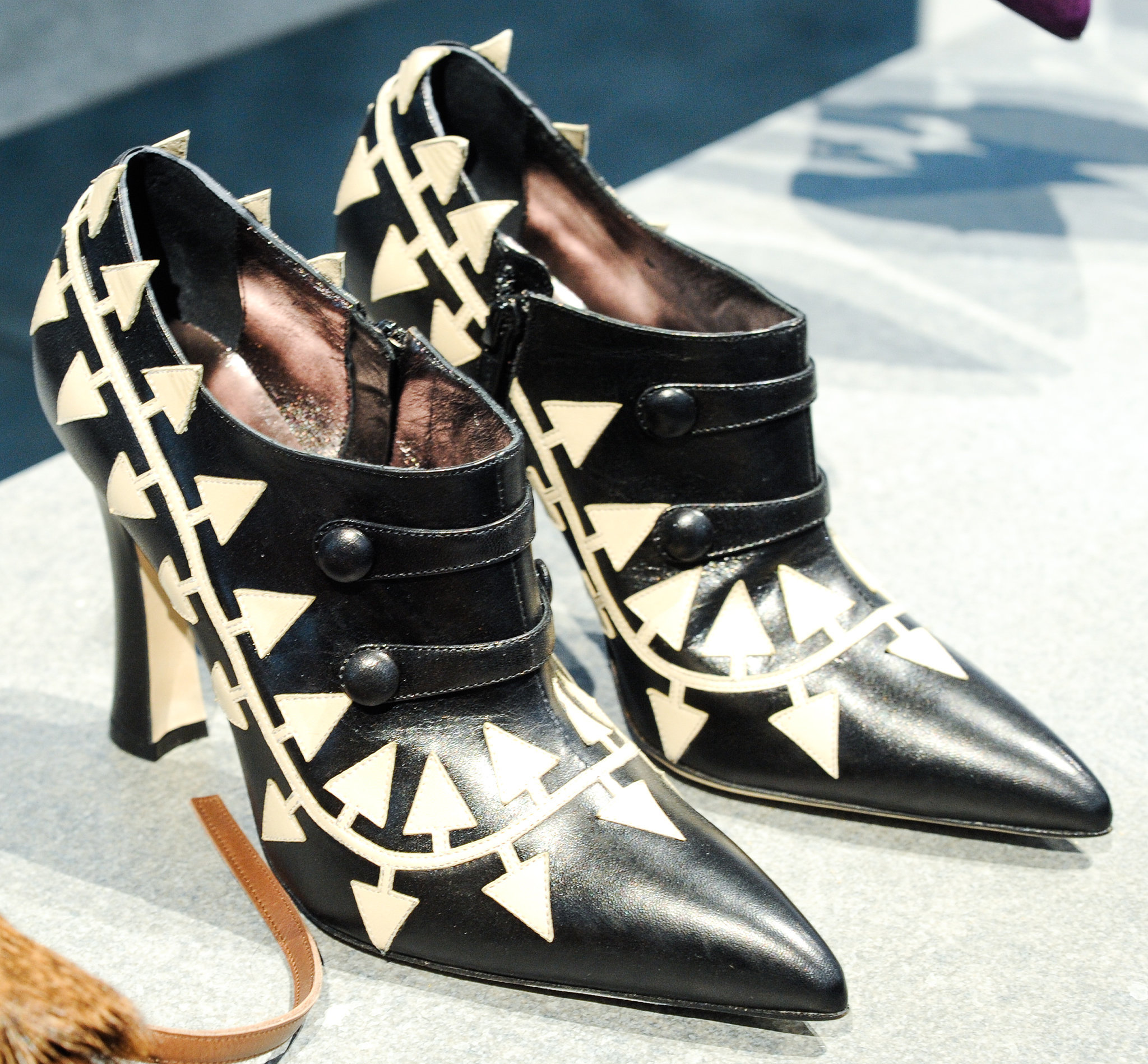 Manolo-Blahnik-Fall-2014-13.jpg