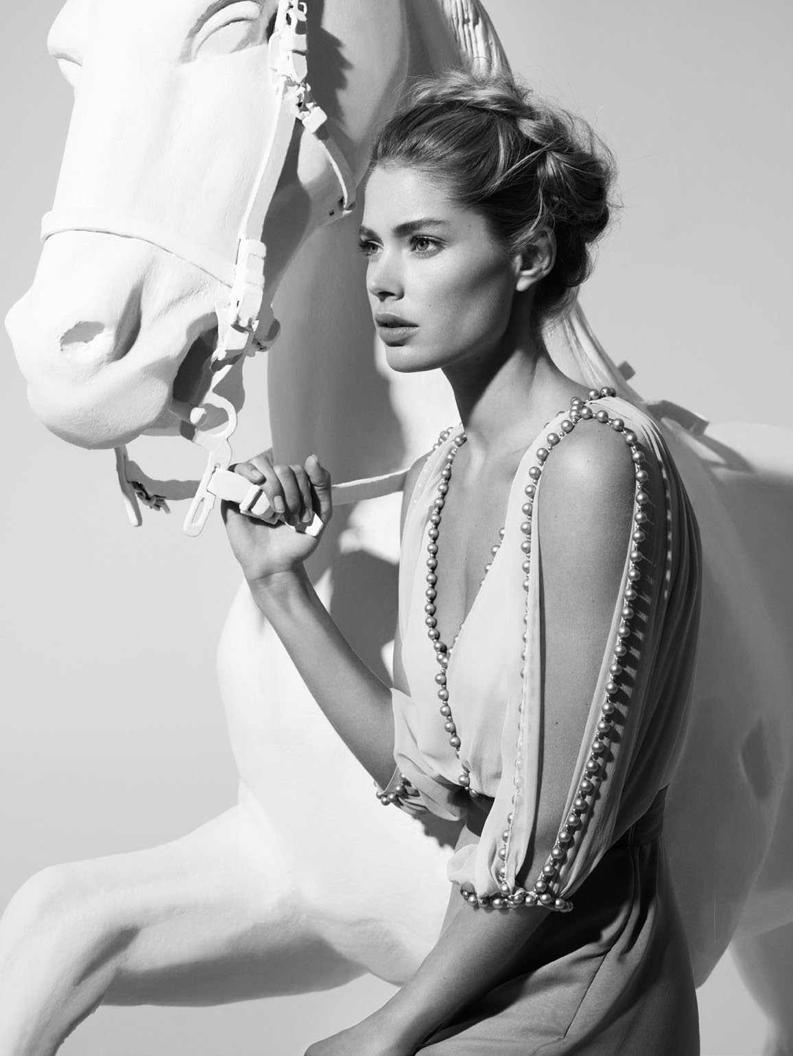 Doutzen_Kroes_Vogue_Turkey_05.jpg