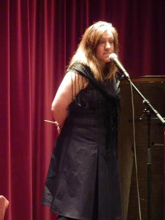 Monika Westin, berättare.