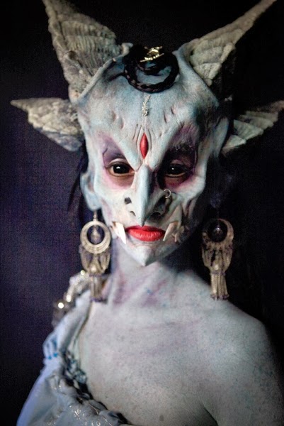 Inspiration från programmet Face Off där dom skapar fantasiväsen med masker, makeup, kostym och rekvisita.