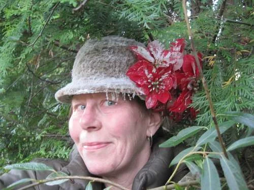 Silversmed Barbro Svensson Löfstedt.
