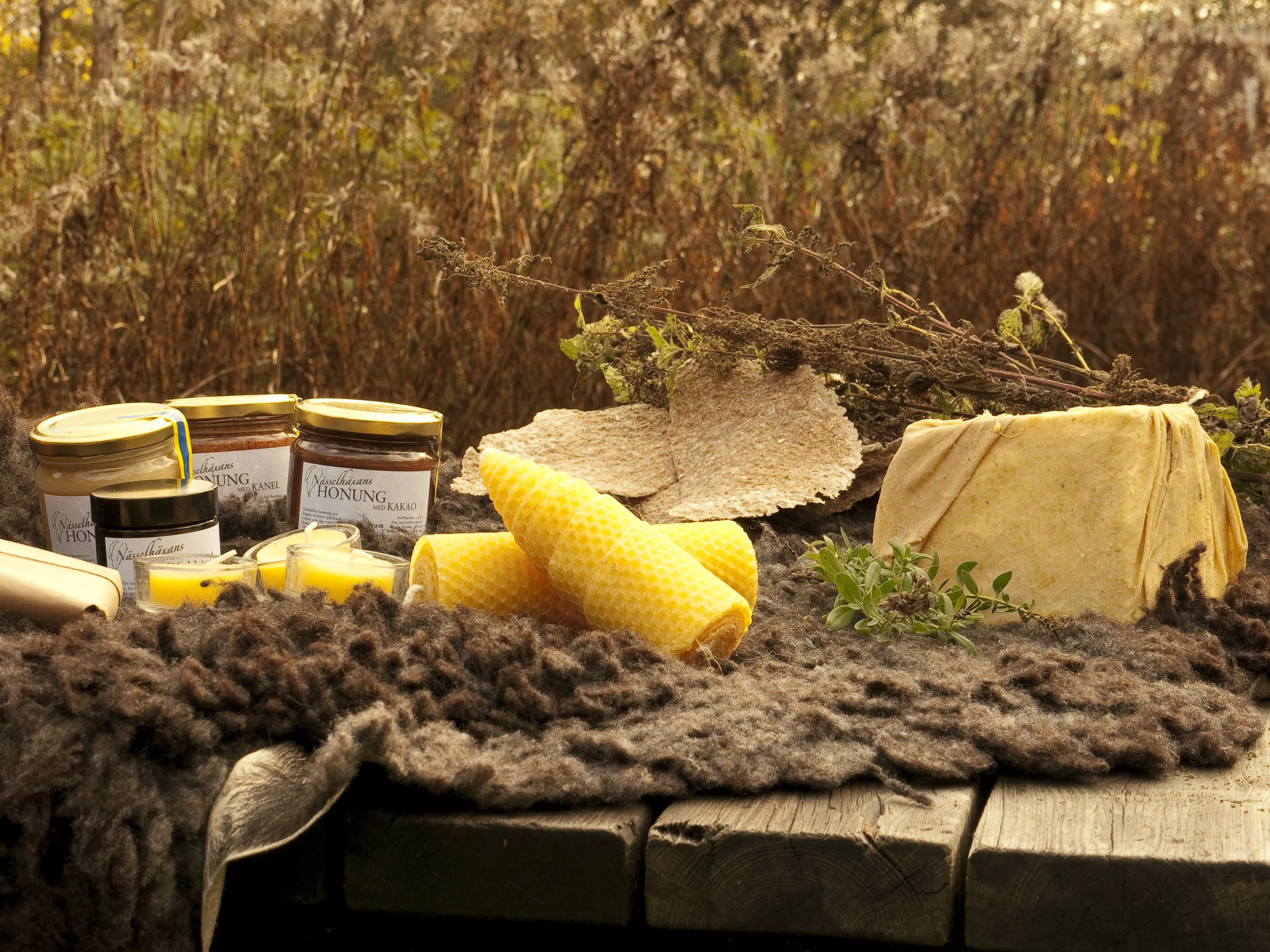 Nässelhäxan förbereder sig för Midvinterglöds julmarknad