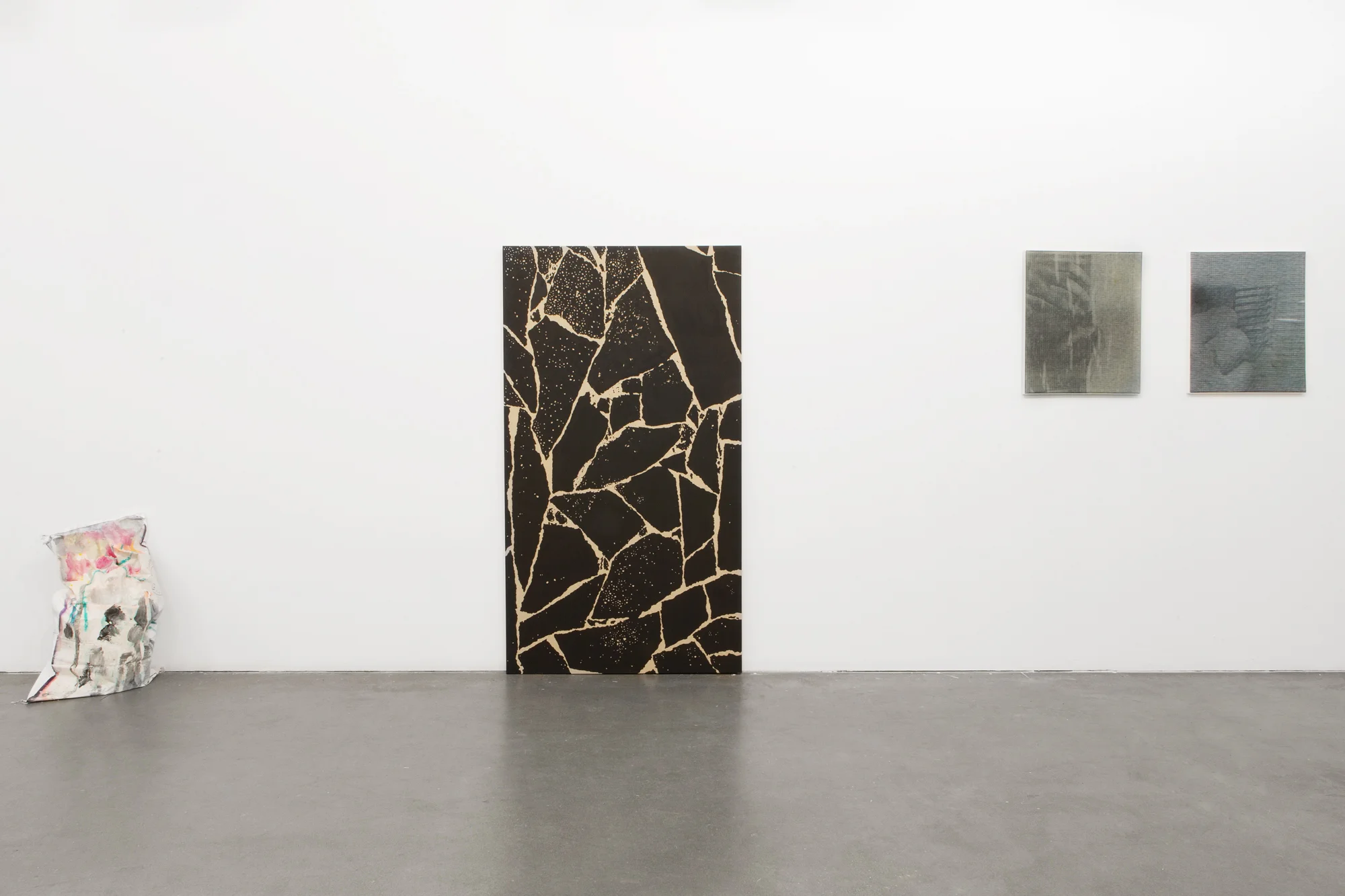 Installation view, Aujourd’hui je dis oui, Galeria Boavista, Lisbon, Portugal, 2015 Photo: Maria Rita