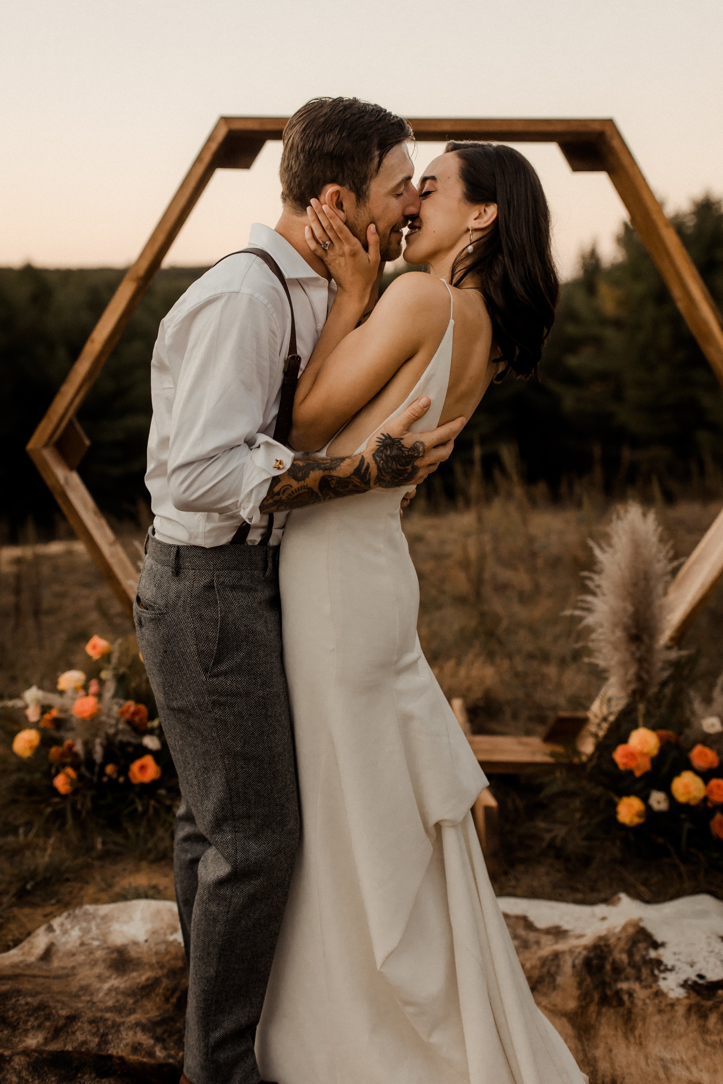 Intimate Northwoods Cabin Wedding-89.jpg